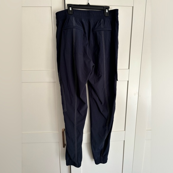 Athleta Chelsea Utility Jogger in Navy White Stitching Size 6 Tall Navy Athletic - Picture 4 of 7